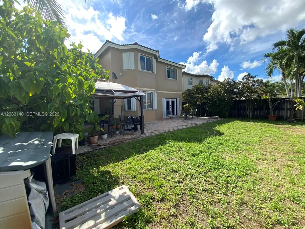 6528 SW 158th Pass Miami, FL 33193