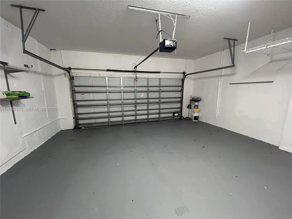 6528 SW 158th Pass Miami, FL 33193