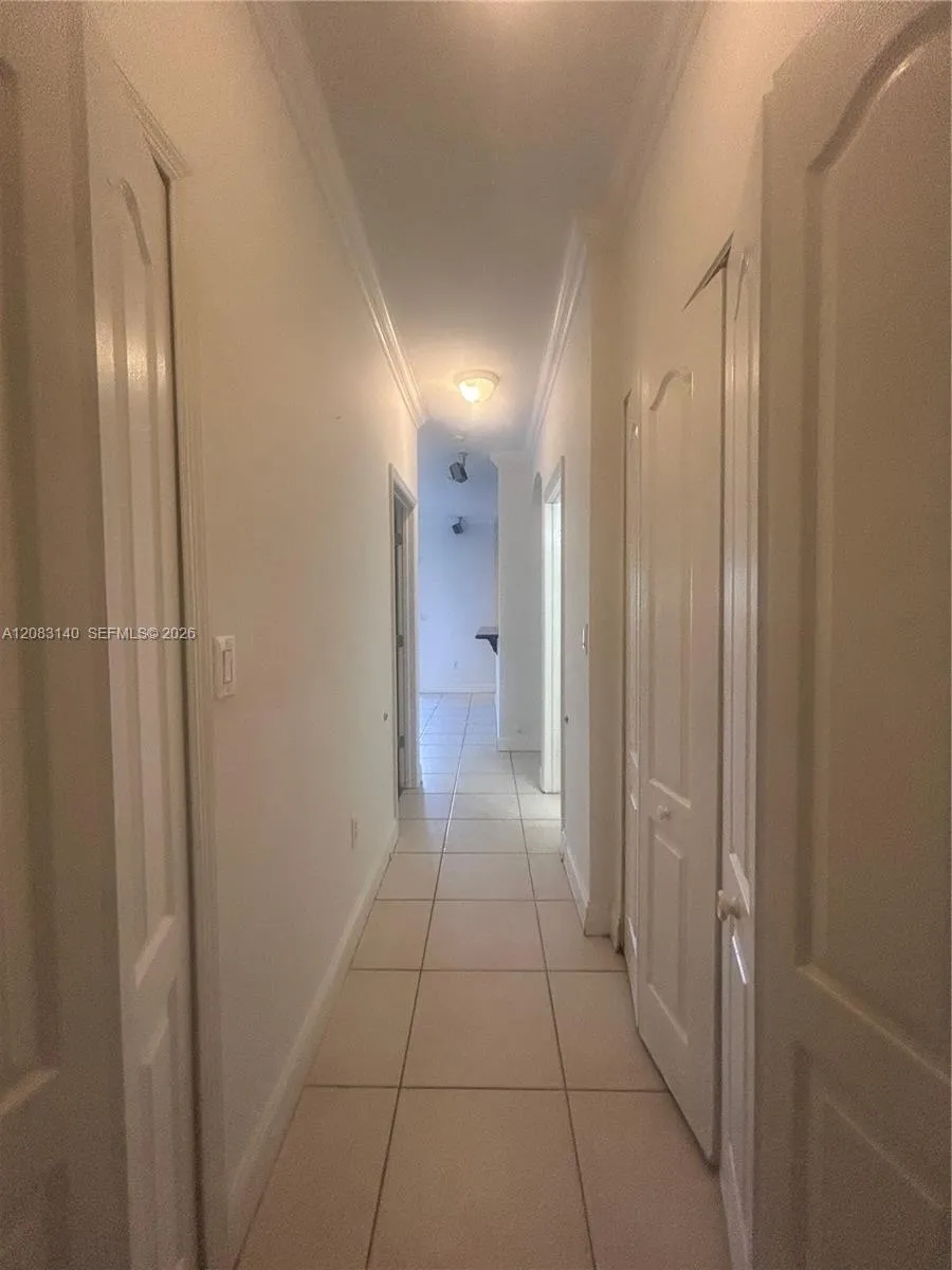 6528 SW 158th Pass Miami, FL 33193