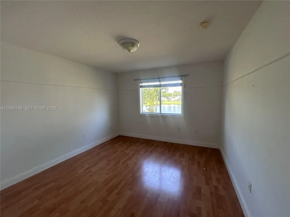 6528 SW 158th Pass Miami, FL 33193