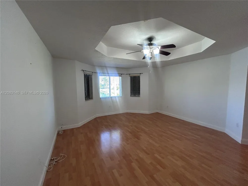 6528 SW 158th Pass Miami, FL 33193