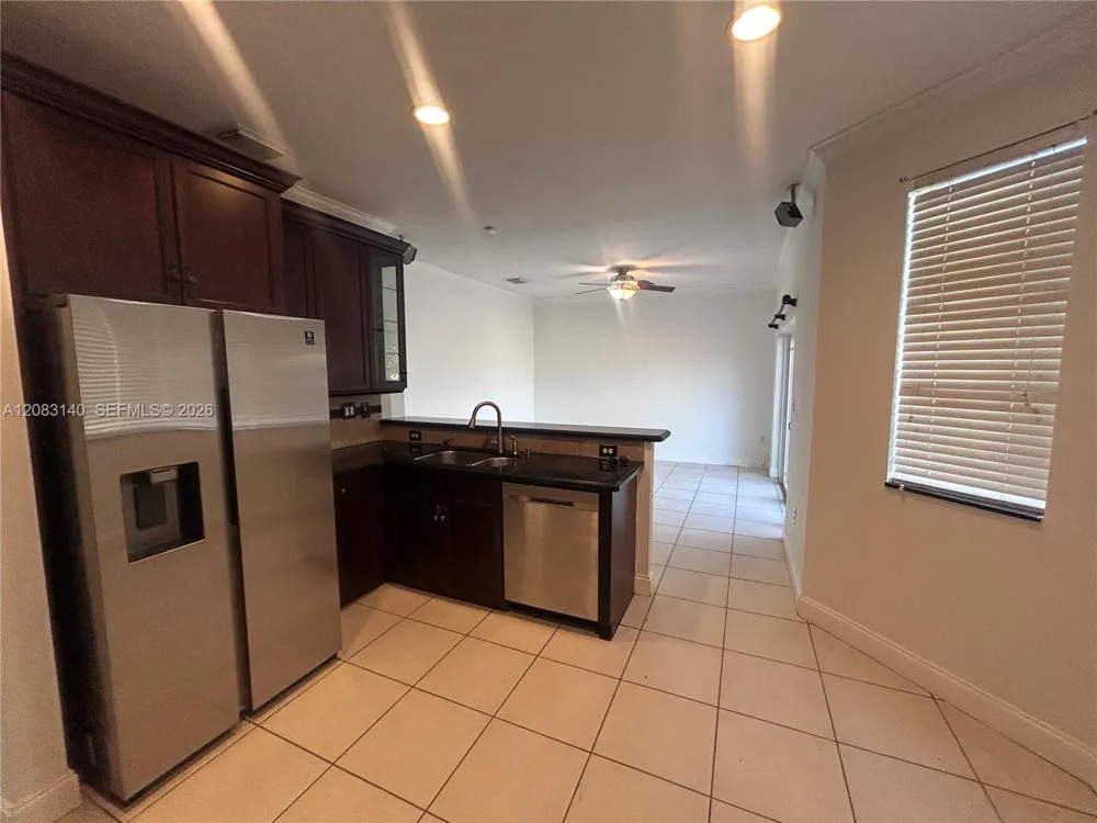 6528 SW 158th Pass Miami, FL 33193