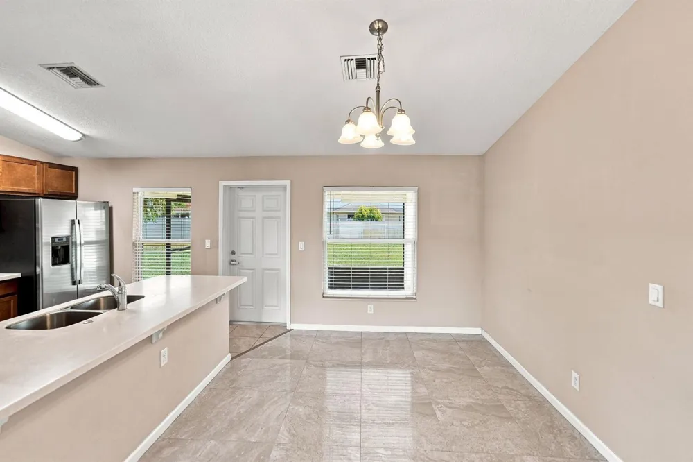 538 SW PRADO AVENUE Port St. Lucie, FL 34983