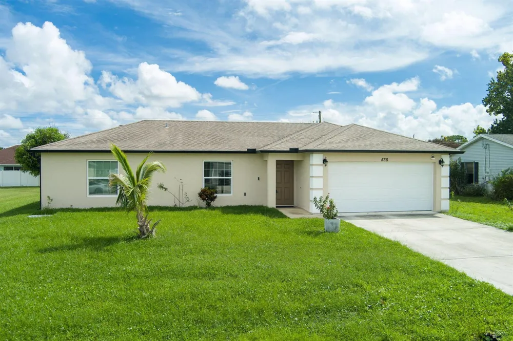 538 SW PRADO AVENUE Port St. Lucie, FL 34983