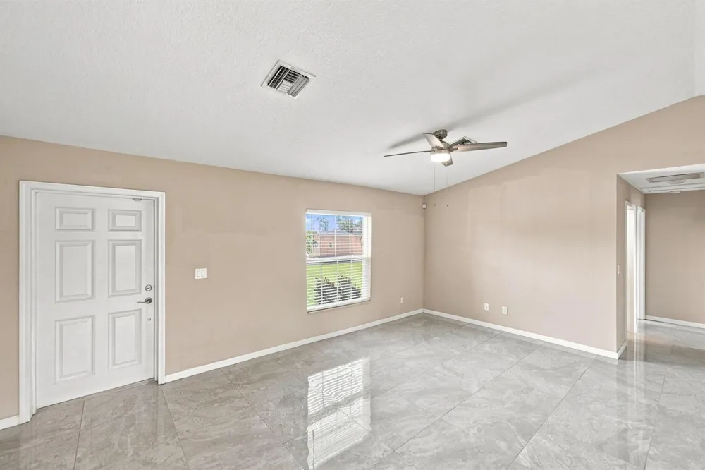 538 SW PRADO AVENUE Port St. Lucie, FL 34983