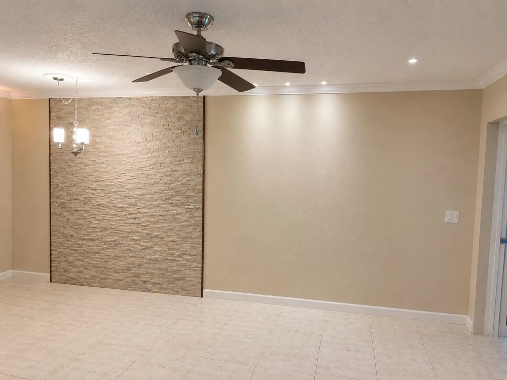 3100 SPRINGDALE BOULEVARD #308 Palm Springs, FL 33461