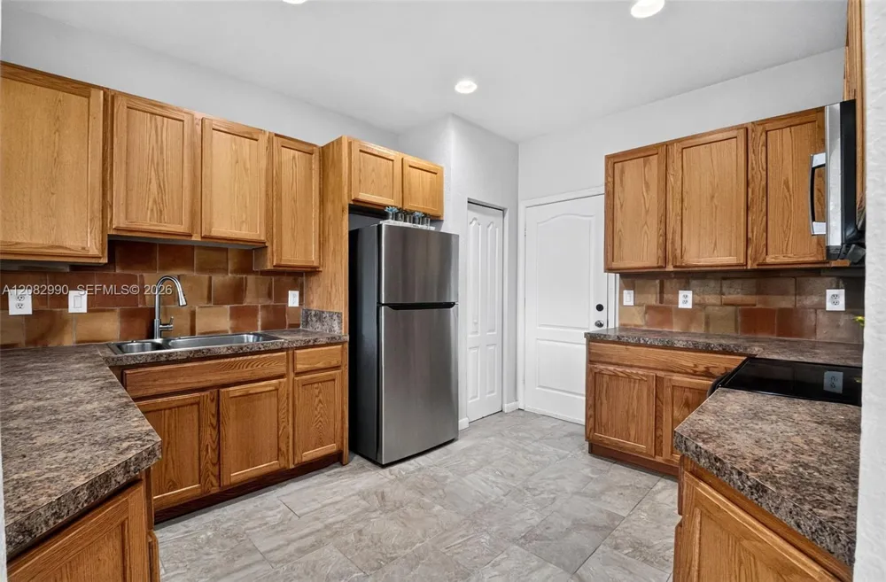 4406 Windmill Palm Way Green Acres, FL 33463