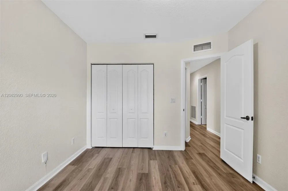 4406 Windmill Palm Way Green Acres, FL 33463