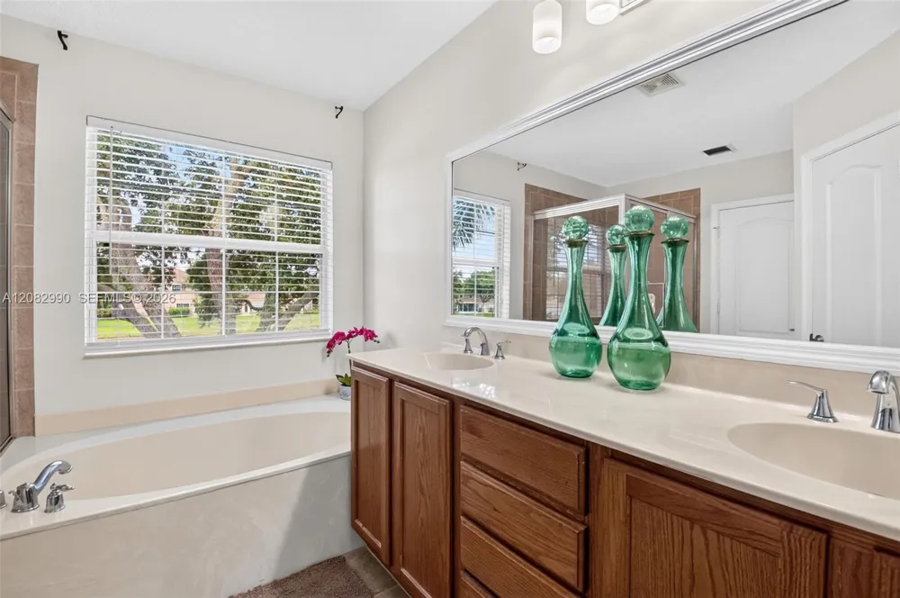 4406 Windmill Palm Way Green Acres, FL 33463