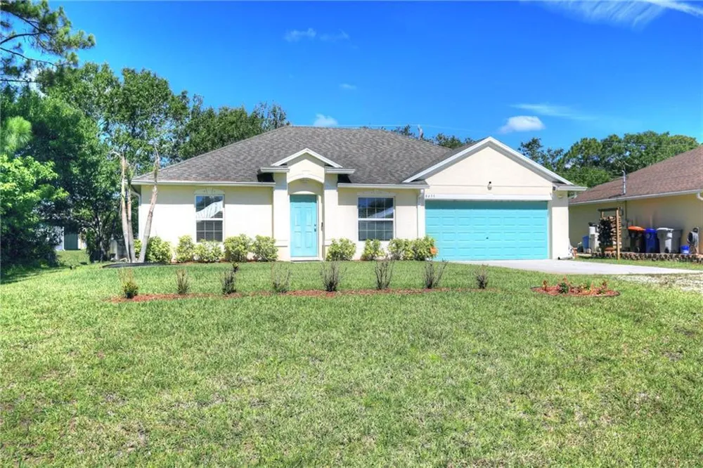 8455 105th Avenue Vero Beach, FL 32967