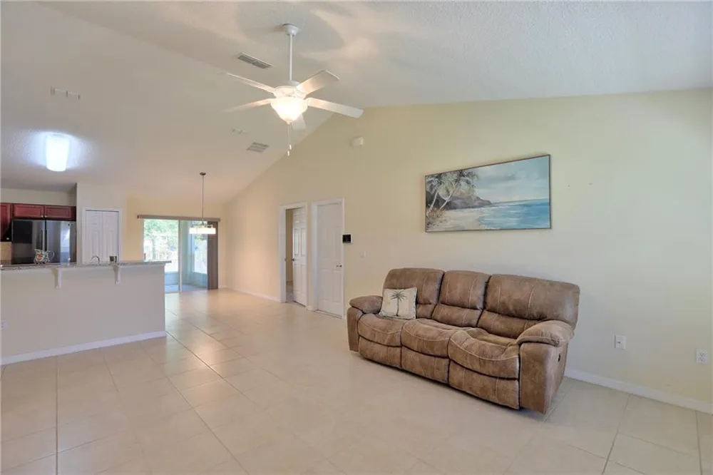 8455 105th Avenue Vero Beach, FL 32967