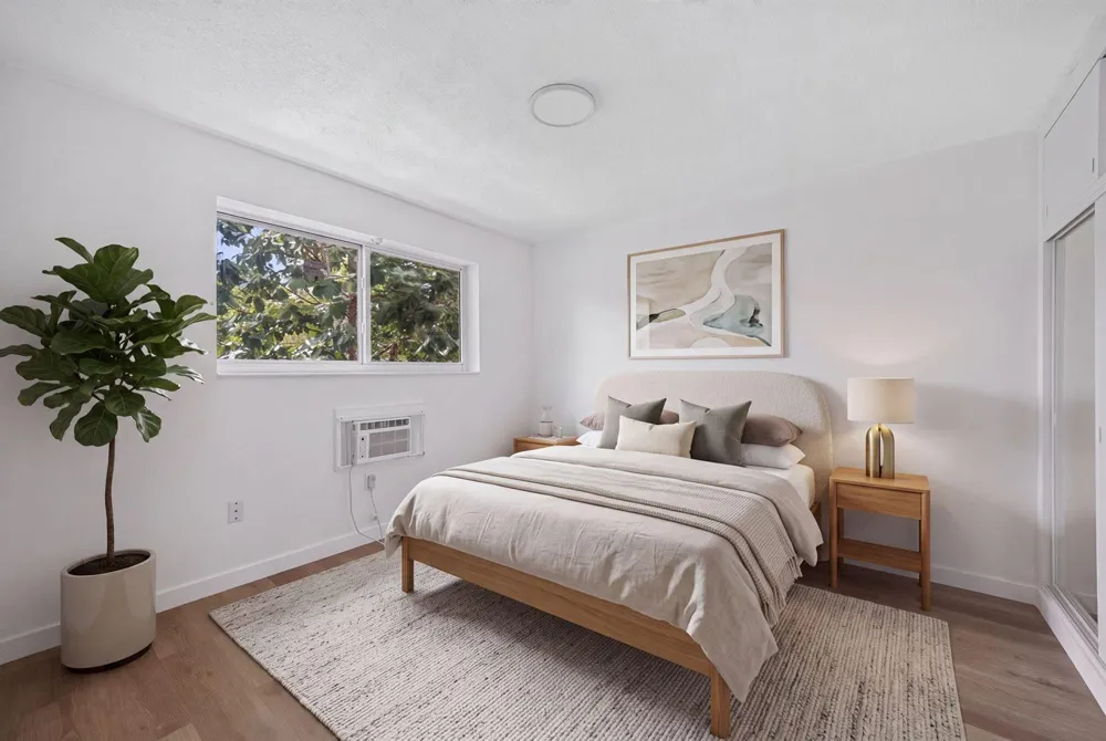 60 NW 79TH STREET #32 Miami, FL 33150