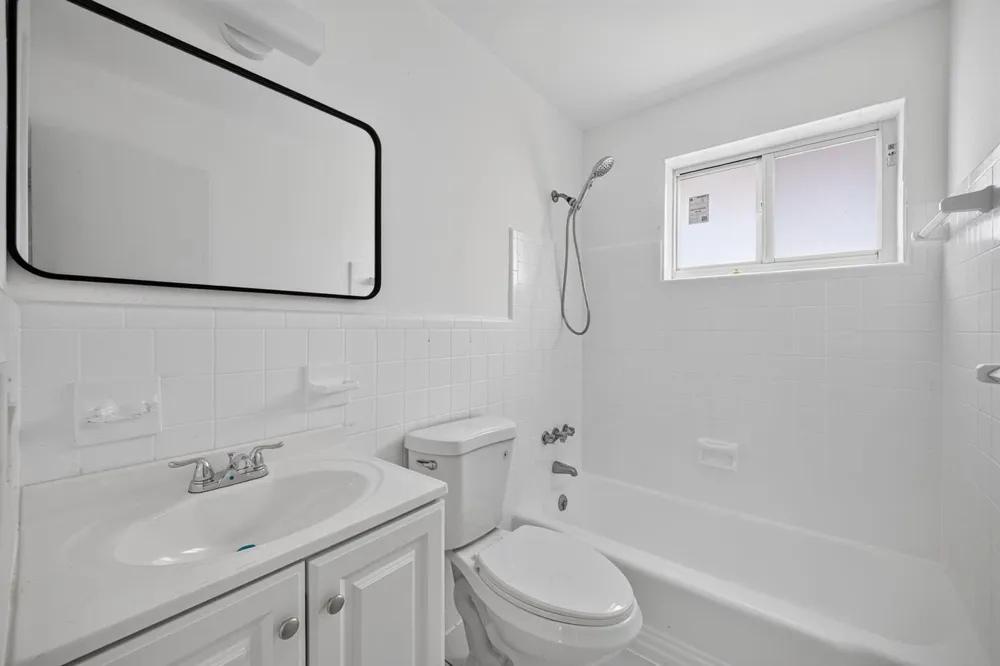 60 NW 79TH STREET #32 Miami, FL 33150