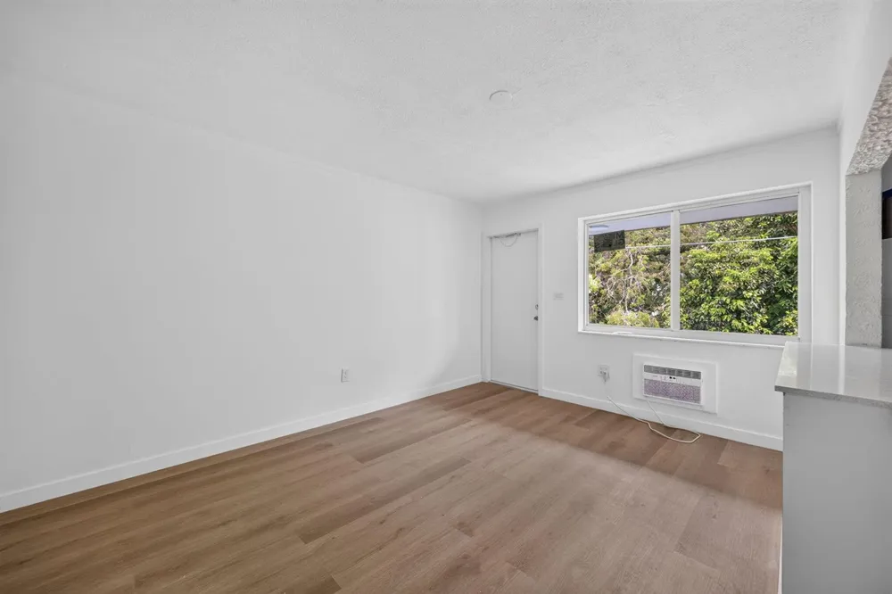 60 NW 79TH STREET #32 Miami, FL 33150