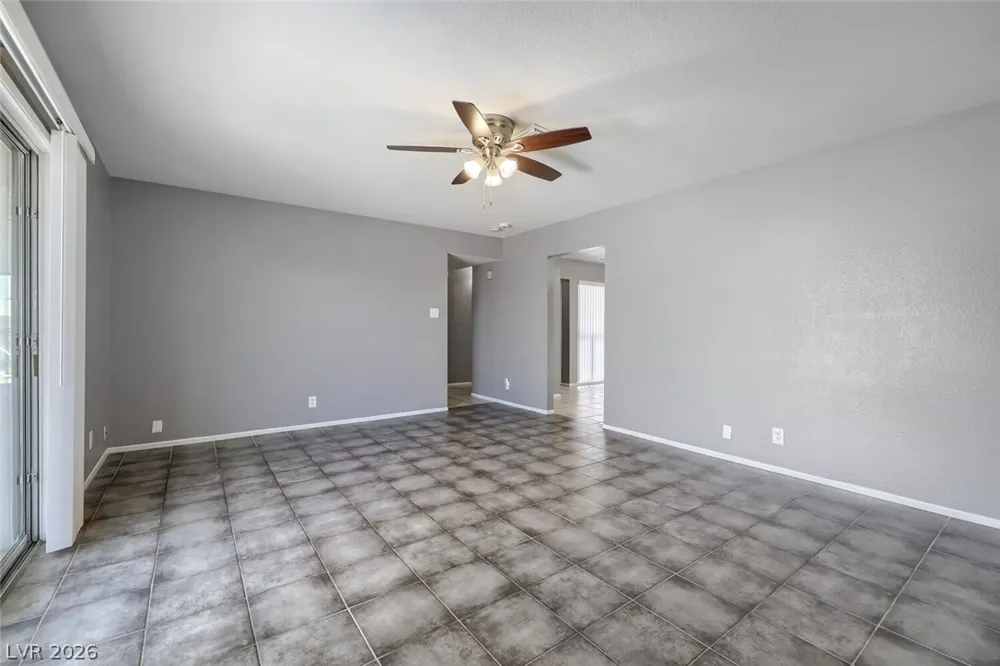 604 Bloomingfield Lane Las Vegas, NV 89145
