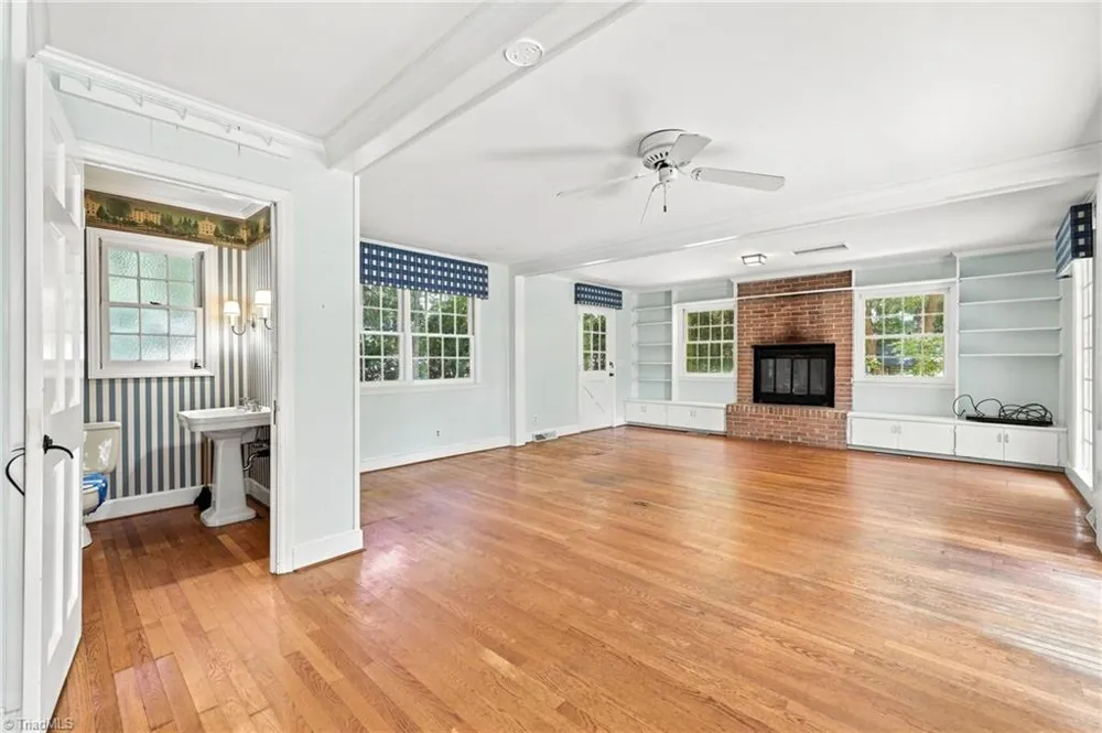 5510 Mecklenburg Road Greensboro, NC 27407