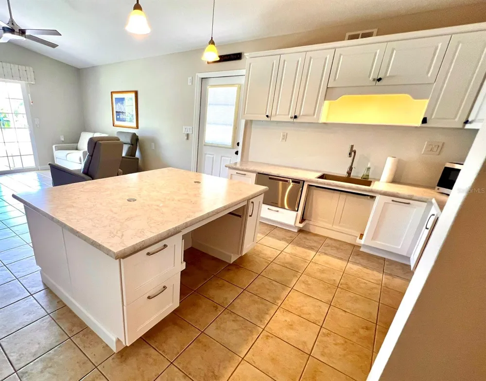 47-49 HATCHETT CREEK ROAD Venice, FL 34285