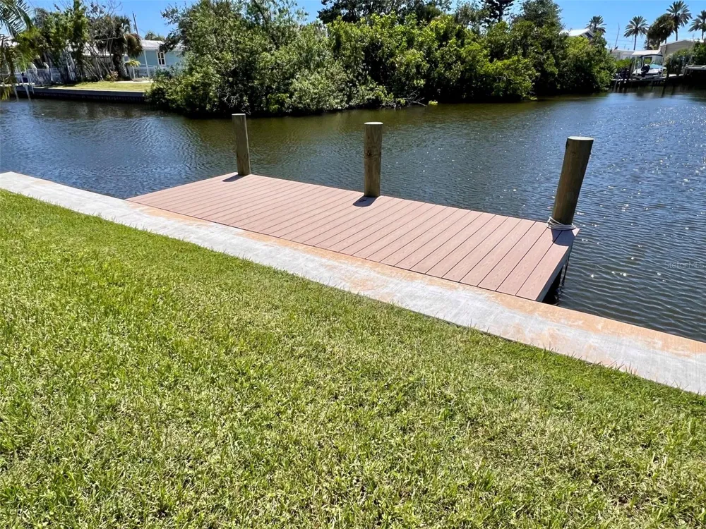 47-49 HATCHETT CREEK ROAD Venice, FL 34285