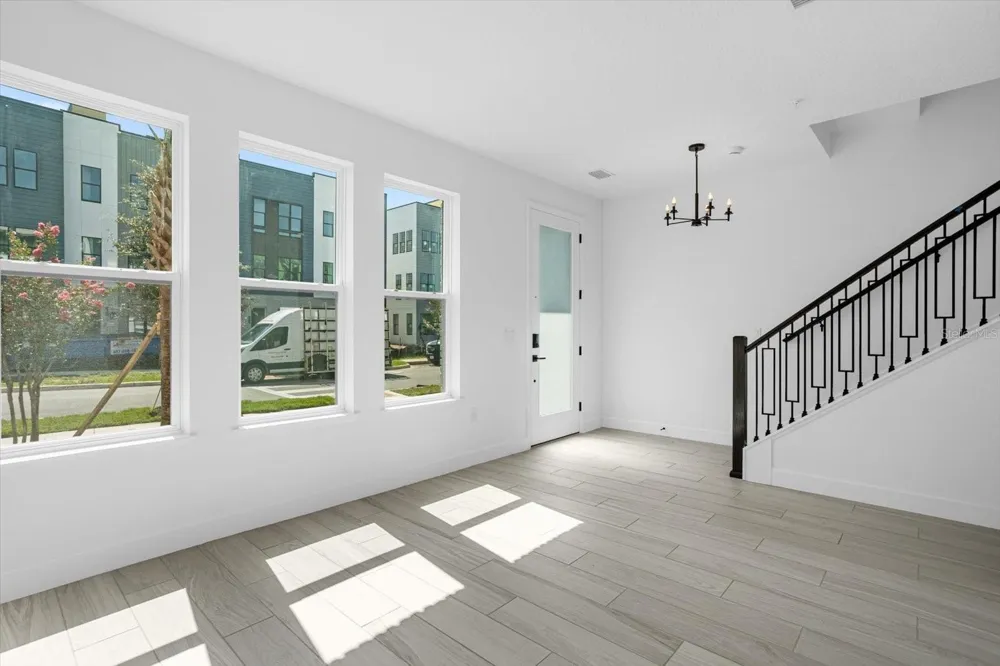 2368 BRIX STREET Orlando, FL 32804