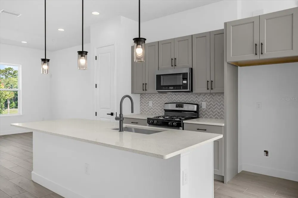 2368 BRIX STREET Orlando, FL 32804