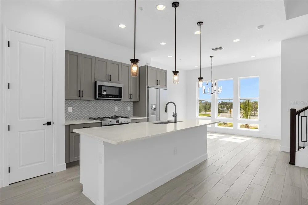 2368 BRIX STREET Orlando, FL 32804