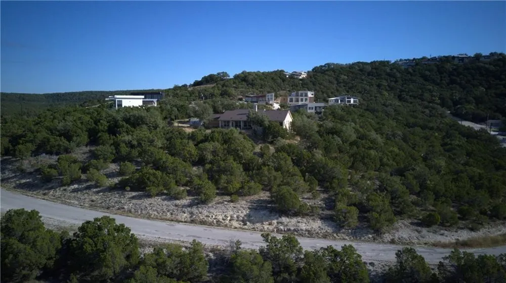 8523 Bronco Lane Lago Vista, TX 78645