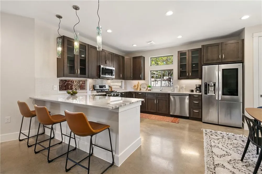 2702 Crest Avenue #2 Austin, TX 78702