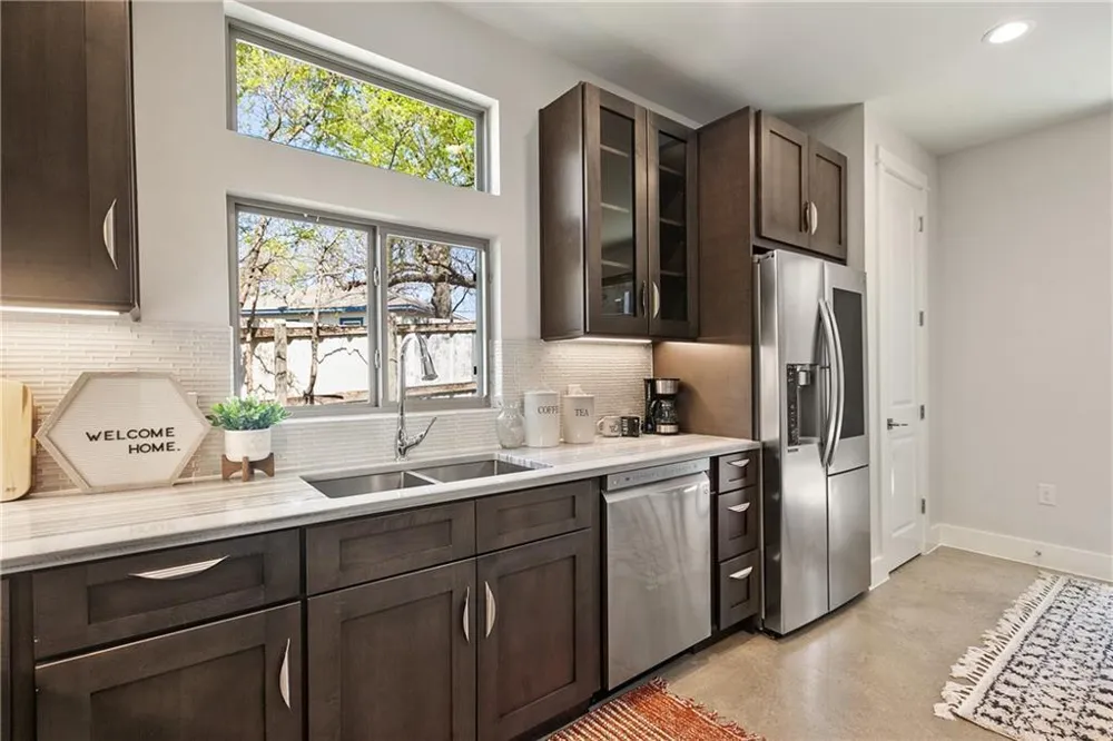 2702 Crest Avenue #2 Austin, TX 78702