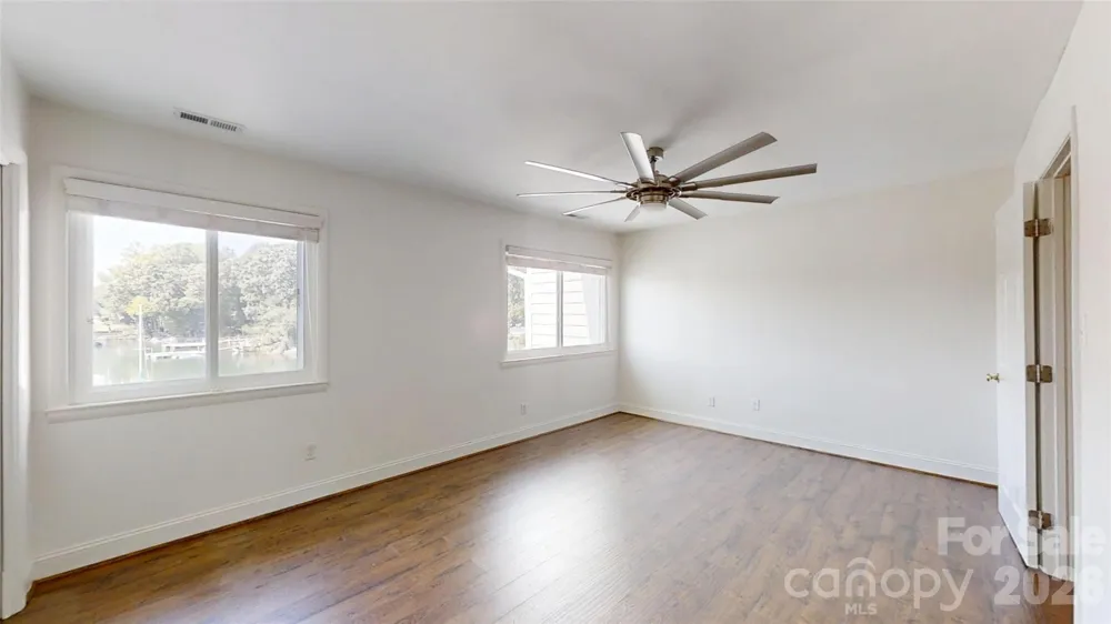 8014 Westcape Drive Denver, NC 28037