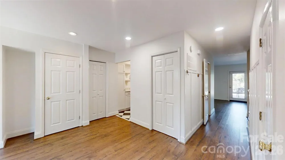 8014 Westcape Drive Denver, NC 28037