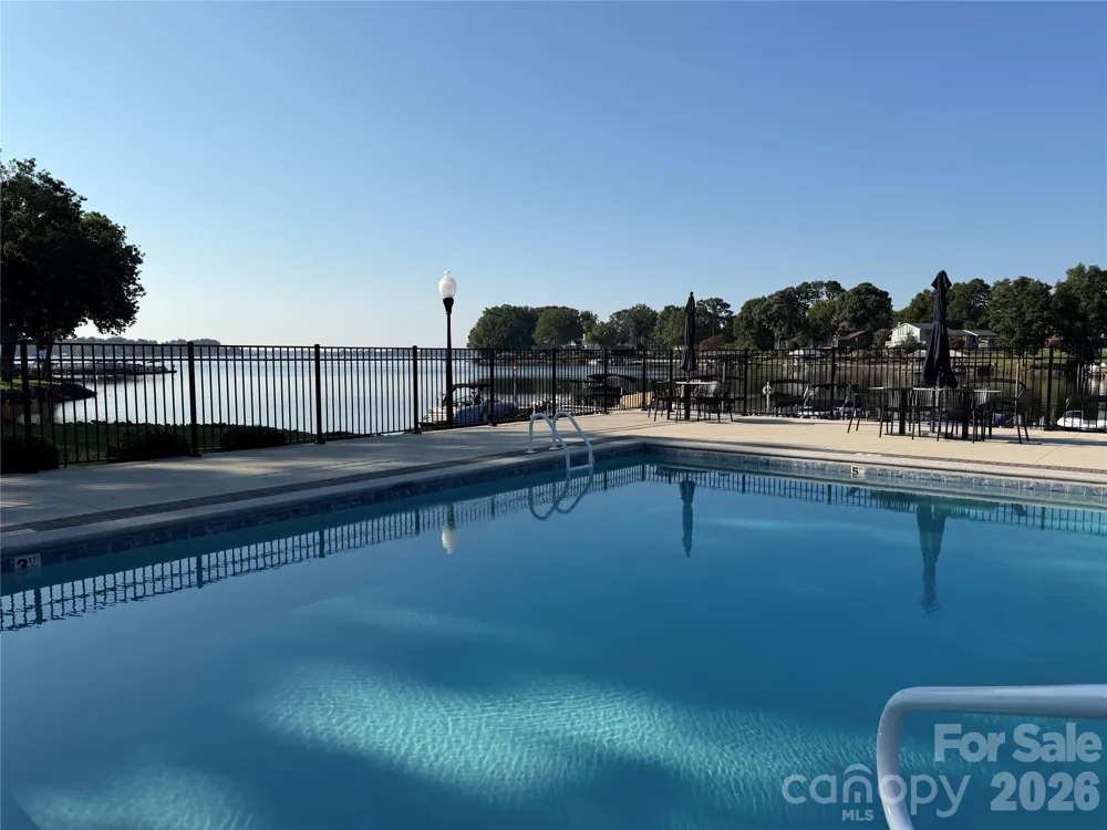 8014 Westcape Drive Denver, NC 28037