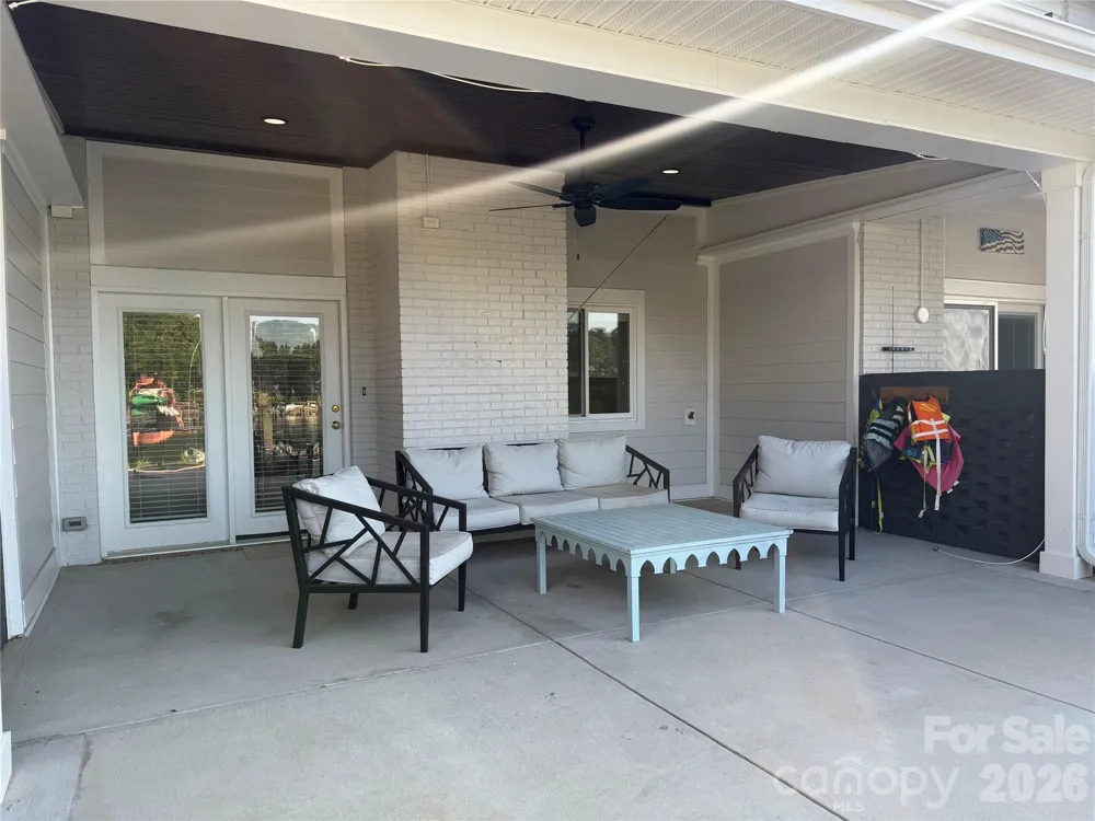 8014 Westcape Drive Denver, NC 28037