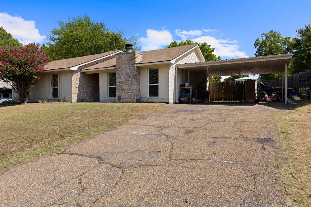 3712 Pratt Drive Longview, TX 75604