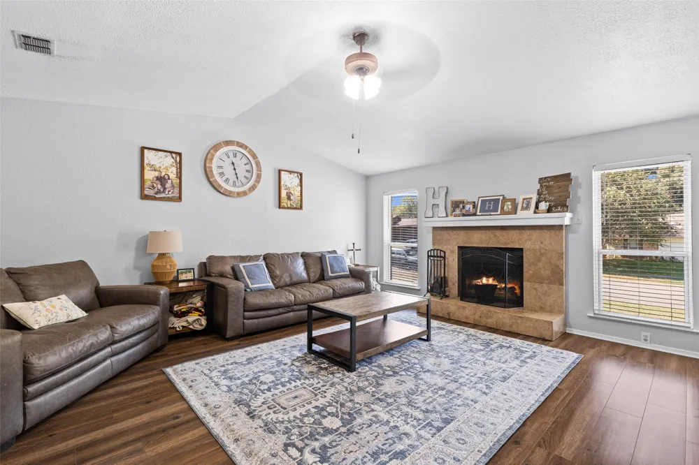 3712 Pratt Drive Longview, TX 75604