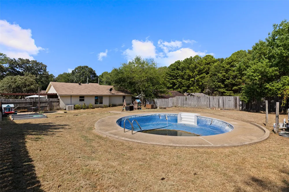 3712 Pratt Drive Longview, TX 75604