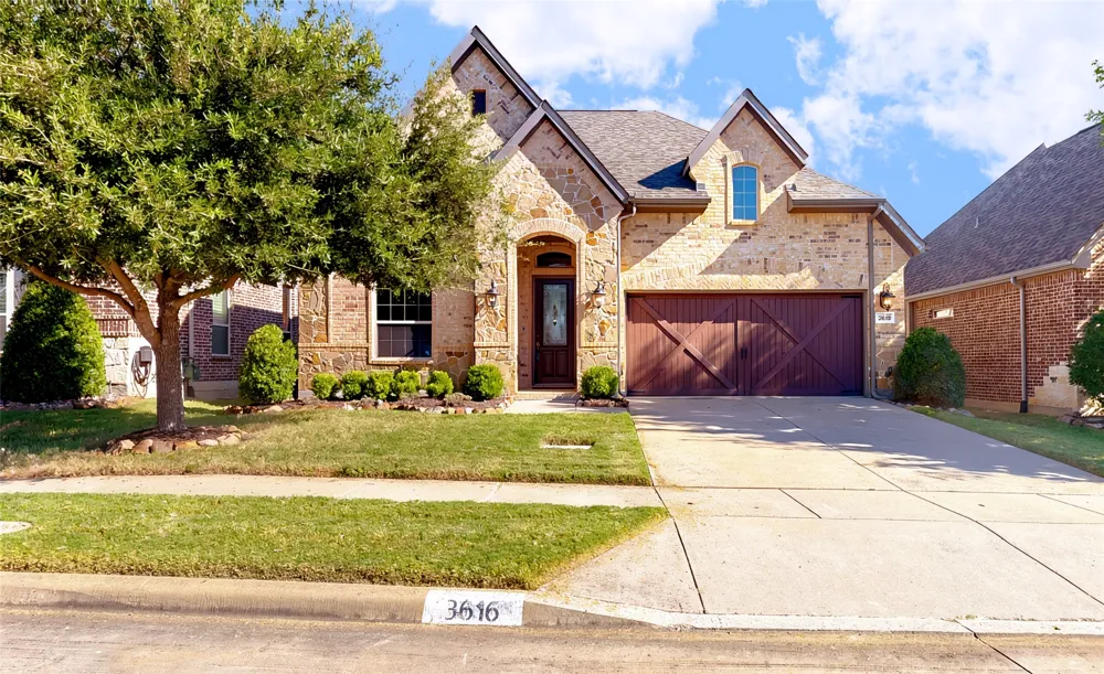 3616 Legends Path Flower Mound, TX 75028