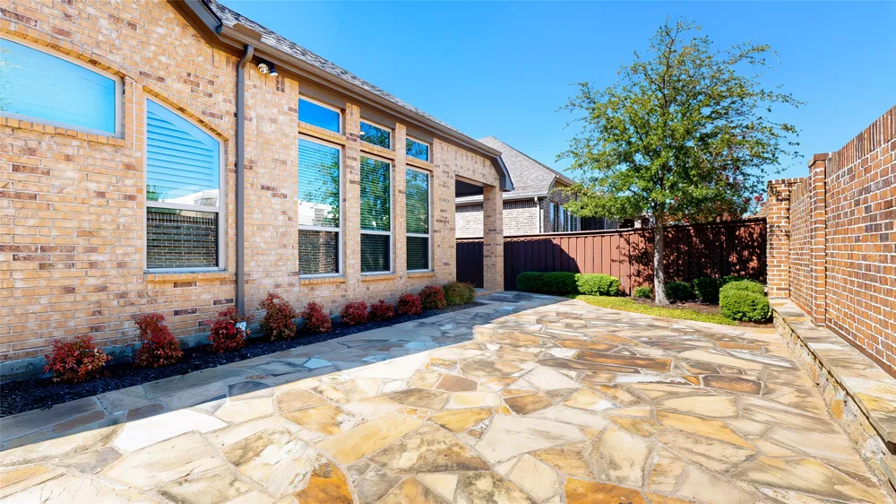 3616 Legends Path Flower Mound, TX 75028