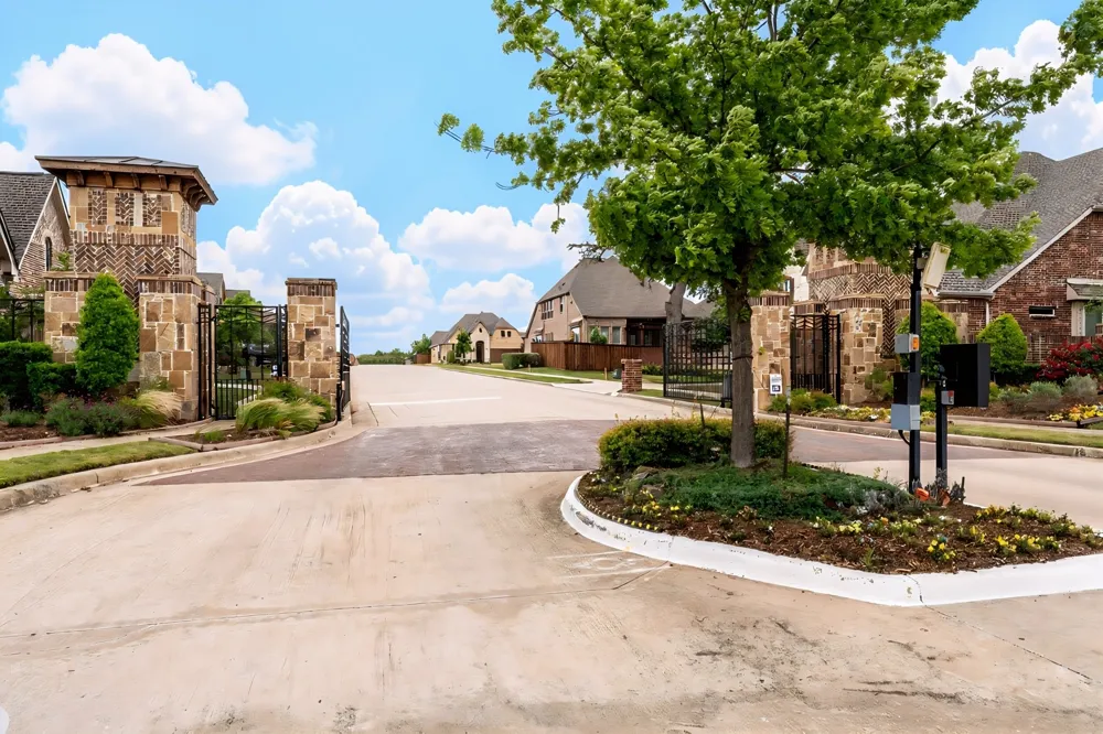 3616 Legends Path Flower Mound, TX 75028