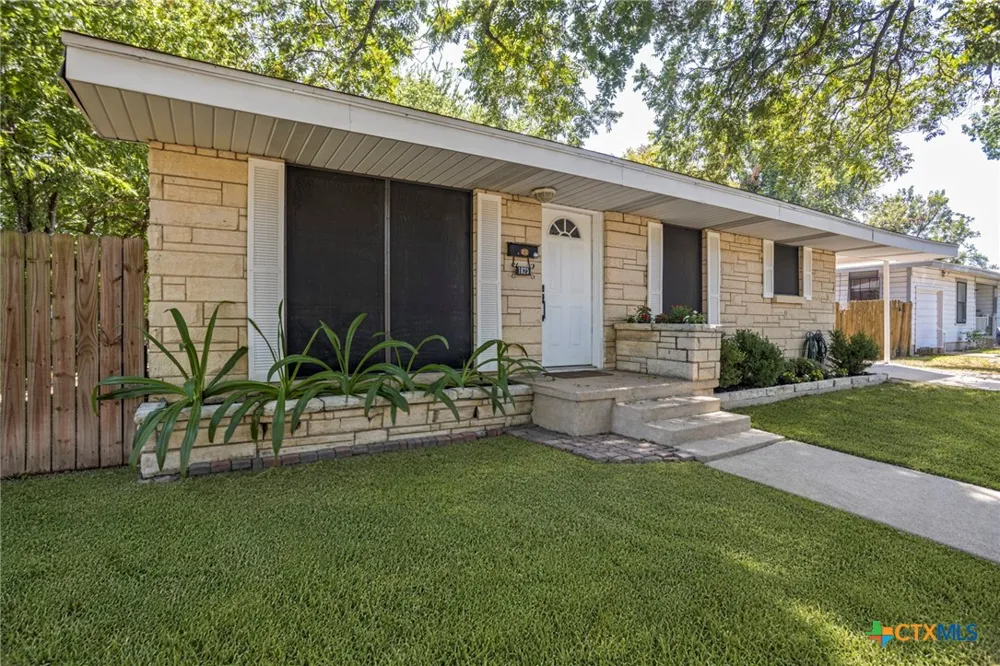 1825 S 39TH ST Temple, TX 76504