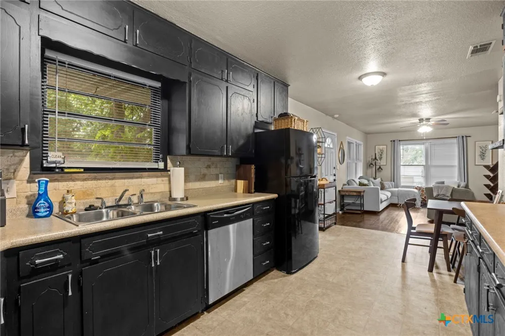 1825 S 39TH ST Temple, TX 76504