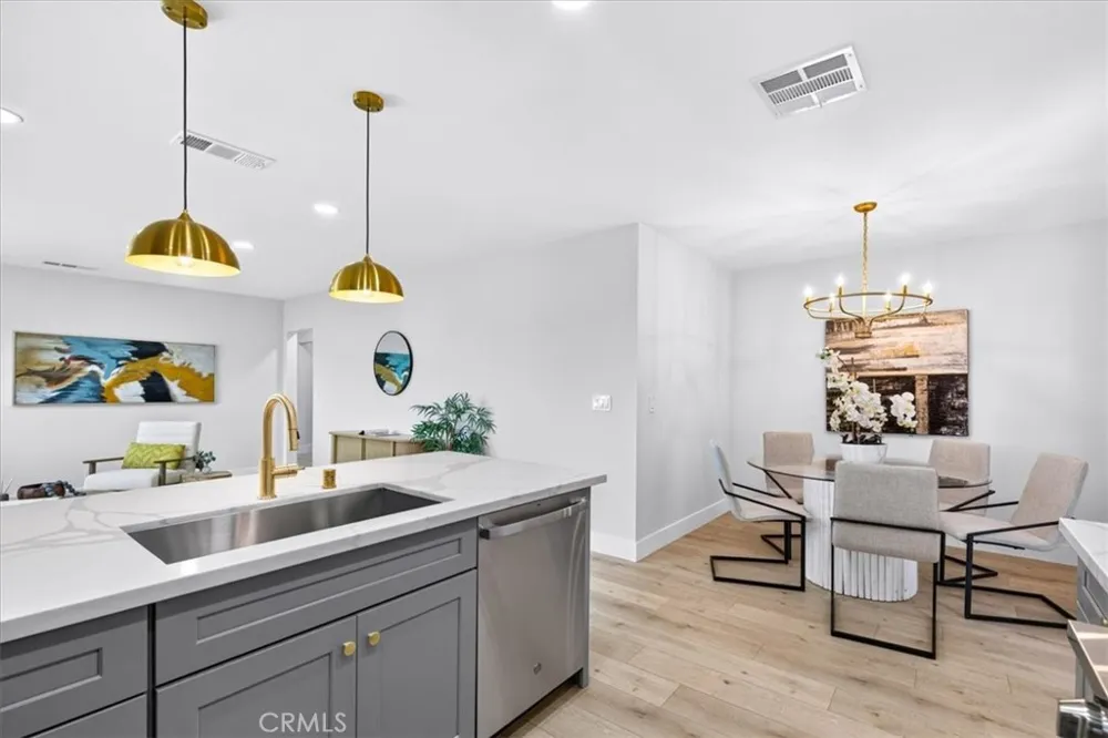 10553 Mcbroom Street Sunland, CA 91040