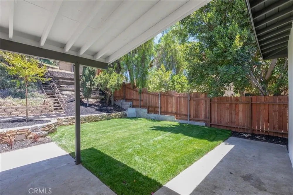 10553 Mcbroom Street Sunland, CA 91040