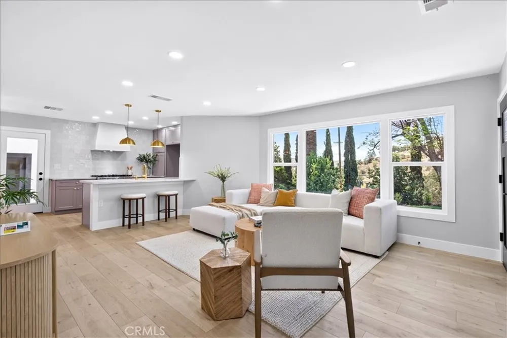 10553 Mcbroom Street Sunland, CA 91040