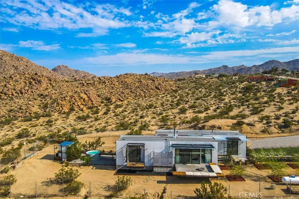 6957 Alturas Drive Joshua Tree, CA 92252