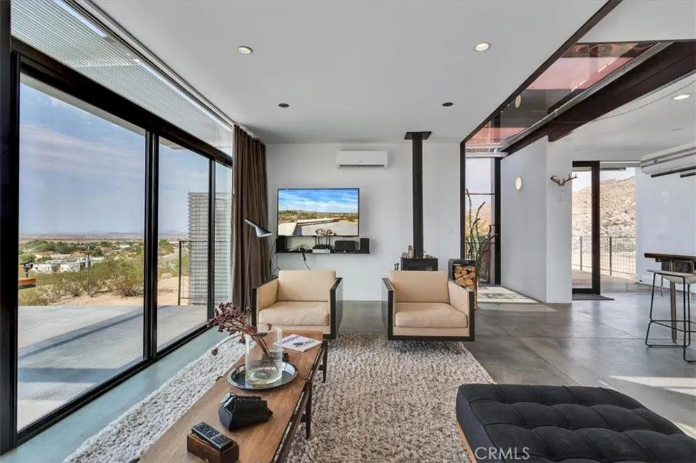 6957 Alturas Drive Joshua Tree, CA 92252