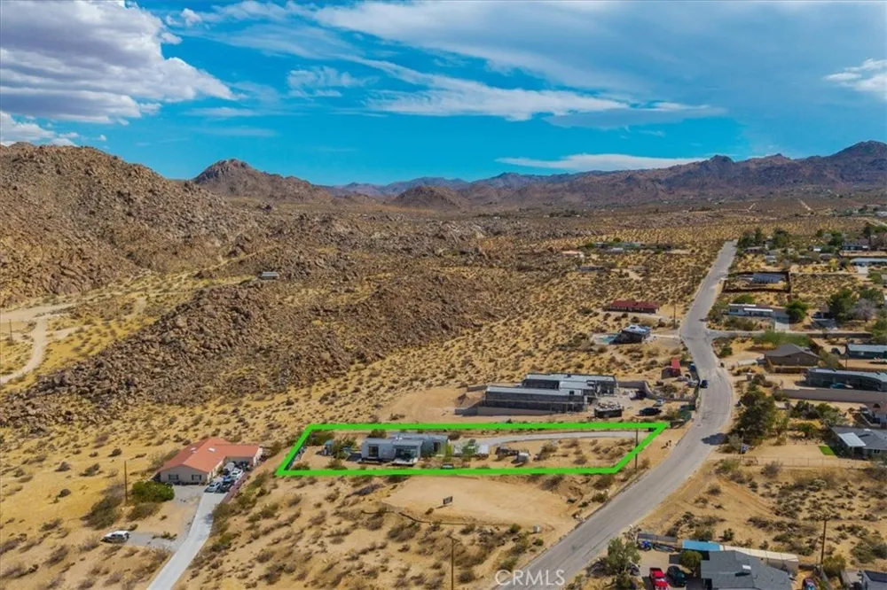 6957 Alturas Drive Joshua Tree, CA 92252