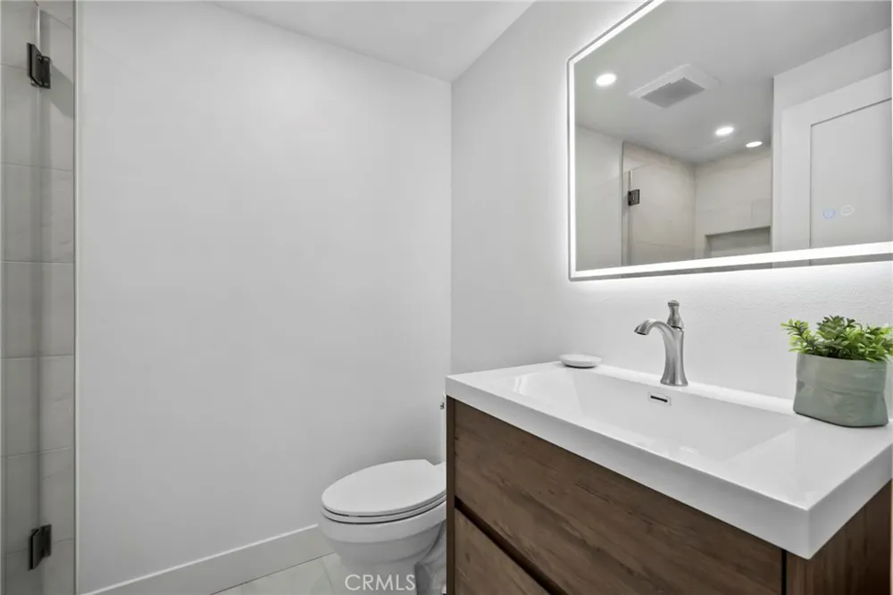12471 Circula Panorama Santa Ana, CA 92705