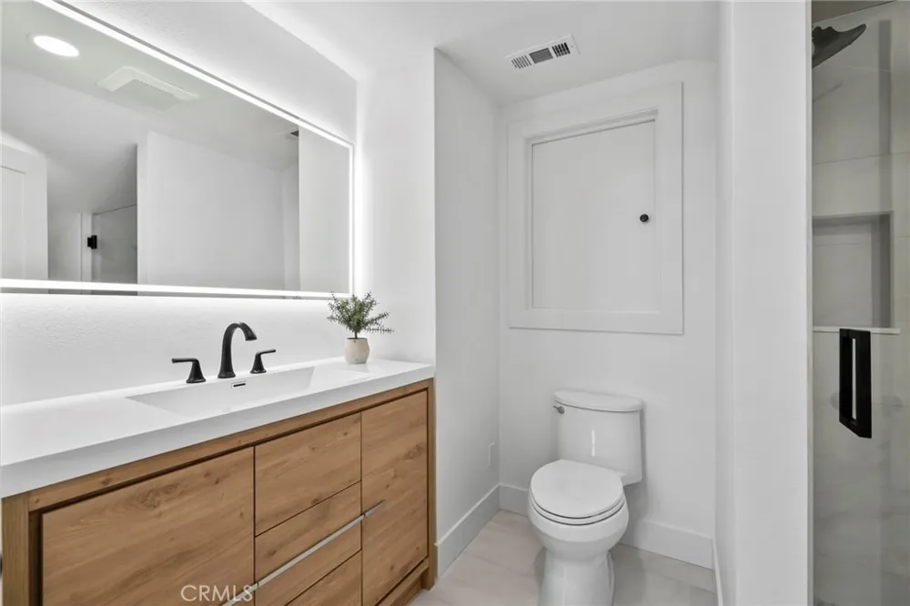 12471 Circula Panorama Santa Ana, CA 92705