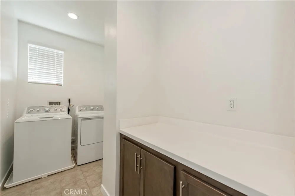 4888 S Avocado Ontario, CA 91762
