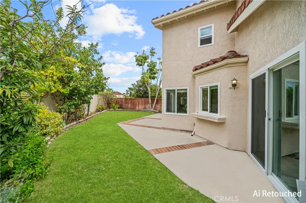 21522 Kenmare Lake Forest, CA 92630